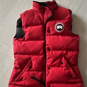 Canada Goode down vest XS